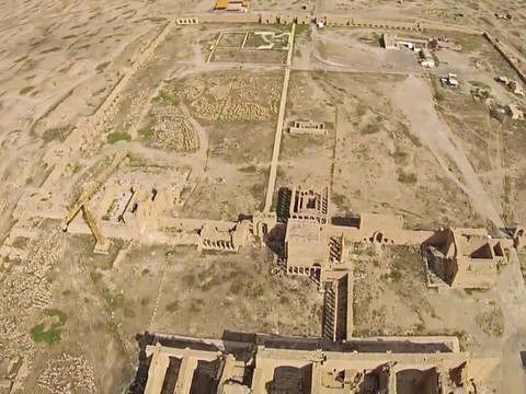 Les forces progouvernementales reprennent la cité de Hatra à l'EI