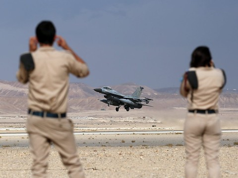 Forte explosion près de Damas, probablement due à un raid israélien