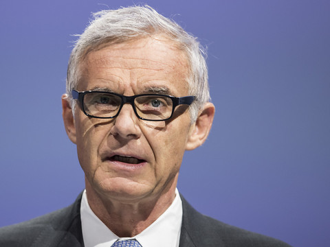 Rapport de rémunération de Credit Suisse accepté