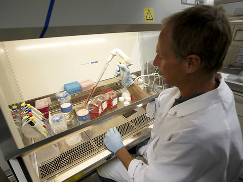 Les biotech ont poursuivi leur croissance en Suisse l'an dernier