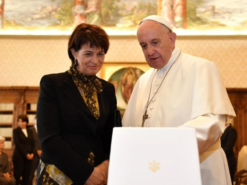 Le pape reçoit Doris Leuthard en audience privée