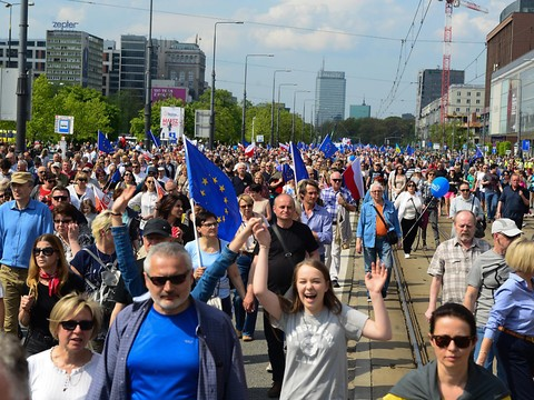 Marche pour la liberté: grosse manifestation à Varsovie