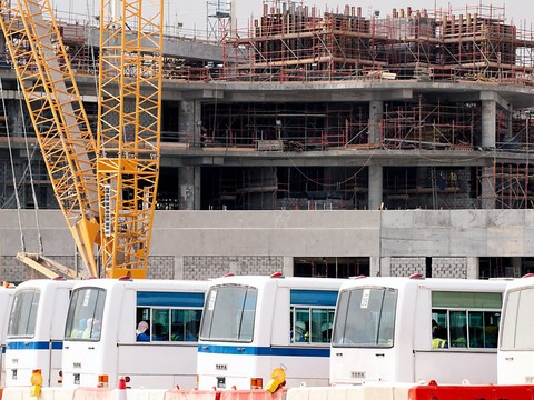 Accord sur les chantiers du Qatar grâce au SECO
