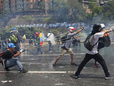 La procureure générale du Venezuela dénonce le recours aux tribunaux militaires