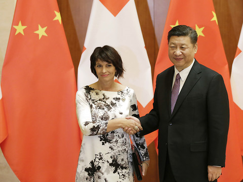 Leuthard et Xi Jinping veulent développer l'accord de libre-échange