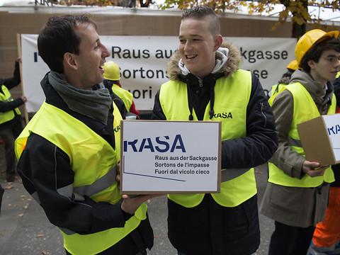 Rasa maintient son initiative en attendant le Parlement