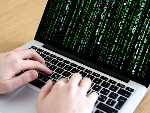 La Suisse peu touchée par l'attaque cybernétique - 200 cas recensés