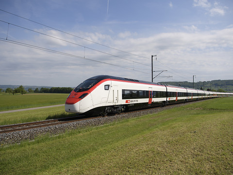 Le premier train à grande vitesse pour le Gothard sort d'usine