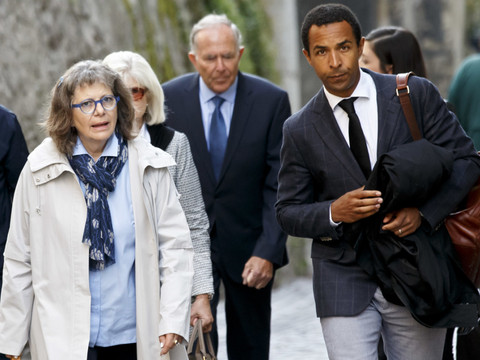 La partie plaignante s'attarde sur le côté manipulateur du prévenu