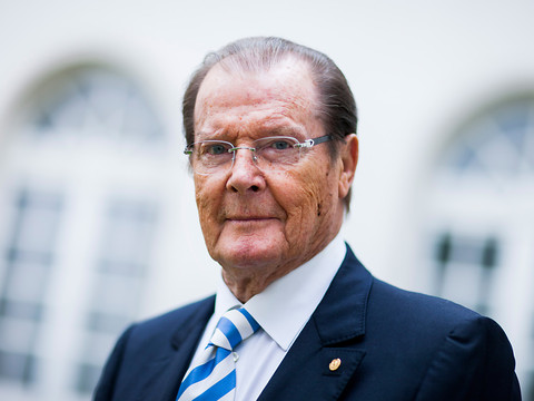 Décès de Roger Moore: un 