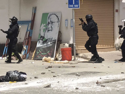 Tirs sur des manifestants à Bahreïn, 5 morts et 286 arrestations
