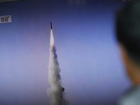 La Corée du Nord affirme que le tir de missile a été un succès
