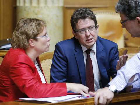 Référendum contre la mise en œuvre de l'accord de Paris pas exclu