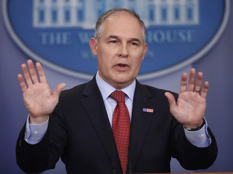Isolée sur le climat, l'administration Trump s'en prend à l'Europe