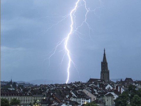 De fortes pluies succèdent à la vague de chaleur en Suisse
