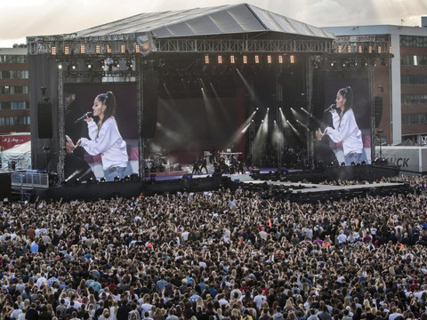 Attentat de Manchester: le concert géant d'Ariana Grande pour défier la peur