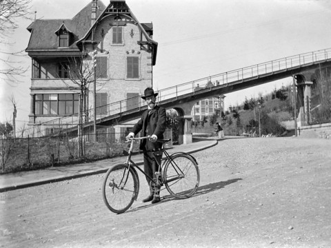 200 ans de la petite reine: les Suisses ne montent pas souvent sur la selle