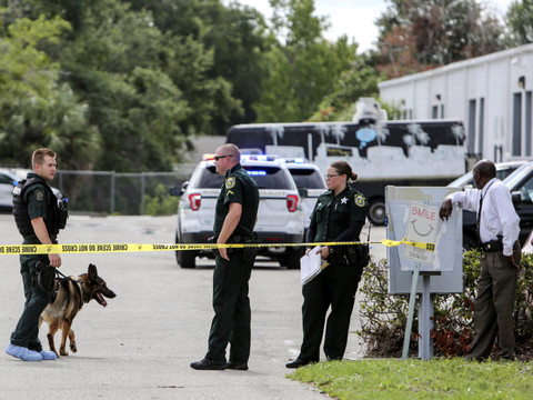 Orlando: un homme tue cinq personnes avant de se suicider