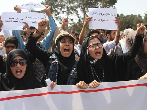 Le président afghan lance un ultimatum aux talibans
