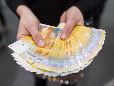Grande expérience pour le revenu de base
