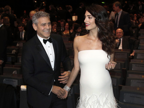 Naissance des jumeaux de George et Amal Clooney