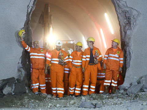 CEVA: le tunnel de Champel est percé après trois ans d'efforts