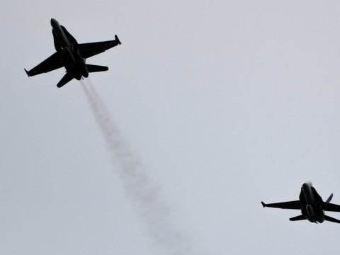 Les avions de combat ne devraient pas mener d'attaques au sol