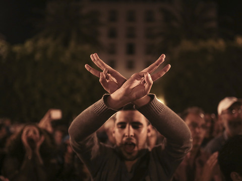 Arrestations et poursuite des manifestations à Al-Hoceïma