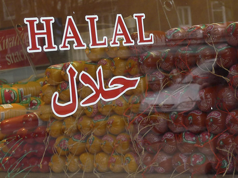 Le halal devrait être systématiquement déclaré dans les commerces