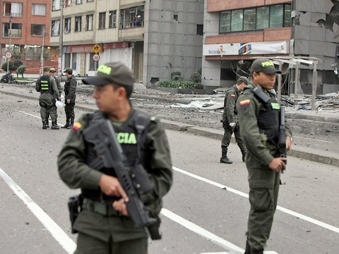 Attentat dans un centre commercial de Bogota: un mort et 11 blessés