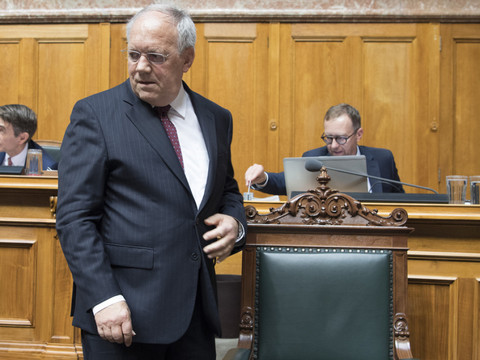 Deux tiers des sondés veulent une troisième femme au gouvernement
