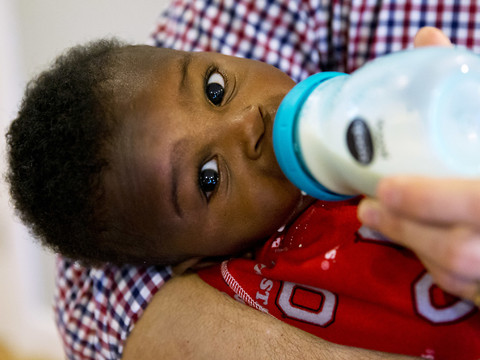 Vers un geste envers les parents qui adoptent