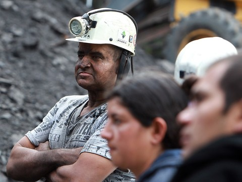 Huit morts et 5 disparus après une explosion dans une mine colombienne