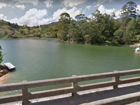 Naufrage d'un bateau avec environ 150 touristes en Colombie