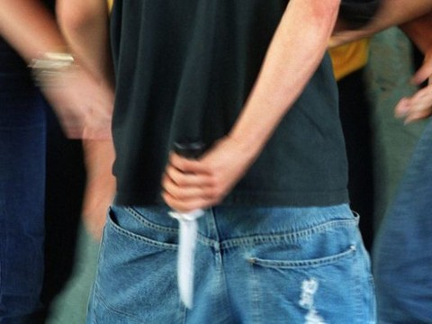 Une adolescente en tue une autre d'un coup de couteau à Marseille