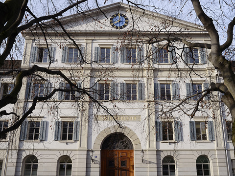 Peine aggravée pour un homme qui a tué son père à Pfäffikon (ZH)