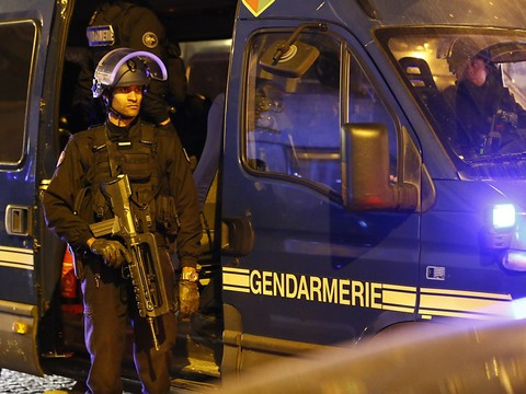 Fusillade près d'une mosquée à Avignon: huit blessés