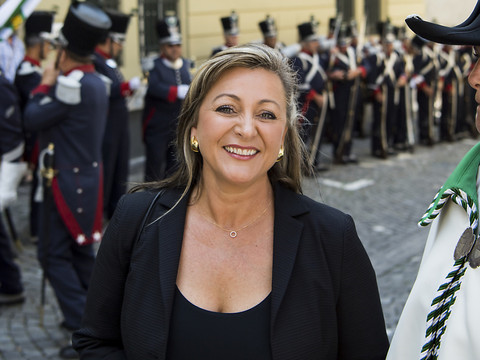 Nuria Gorrite en première ligne pour accueillir Emmanuel Macron