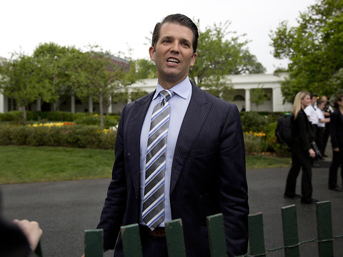 Trump Jr. admet avoir accepté l'aide de Moscou pour nuire à Clinton