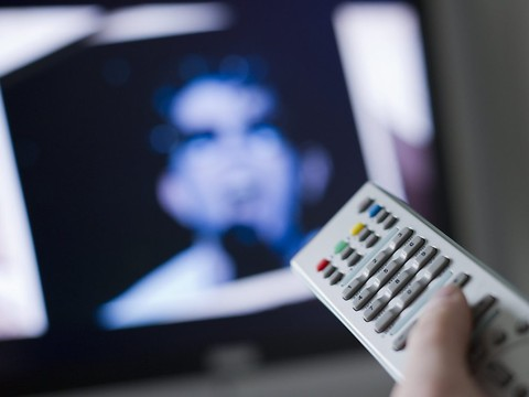 Les Romands regardent la télévision plus de deux heures par jour