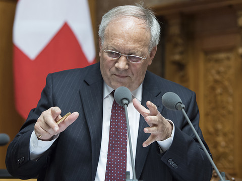 Le Conseil fédéral prépare un plan contre l'îlot de cherté suisse
