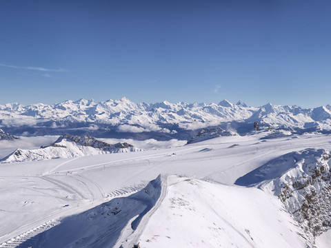 Le glacier de Tsanfleuron rejette deux corps