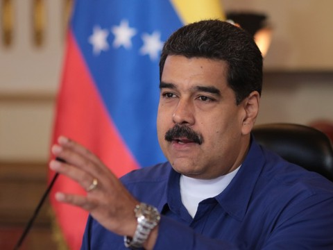 Maduro maintient sa Constituante en dépit des pressions