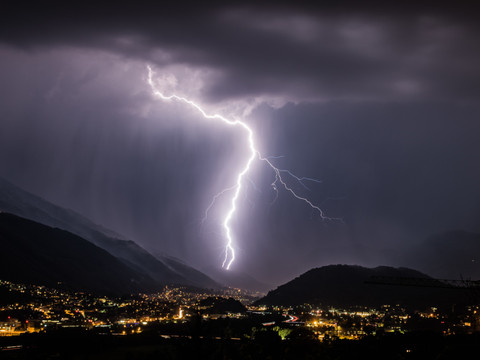De forts orages ont balayé certaines régions de Suisse