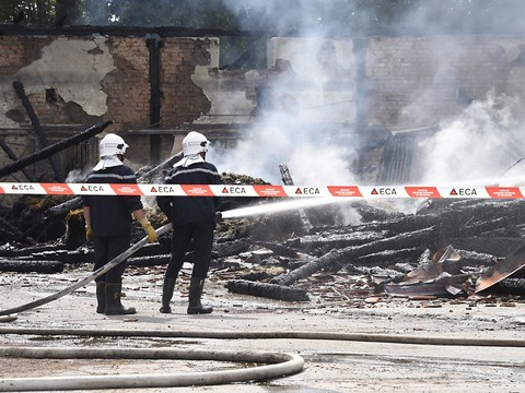 Le suspect de incendies d'Avenches reste en prison