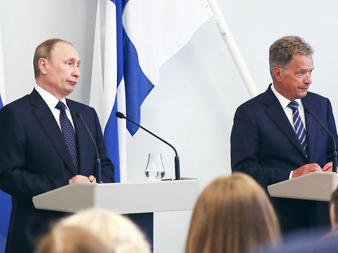 Sanctions: Poutine promet une réponse à l'