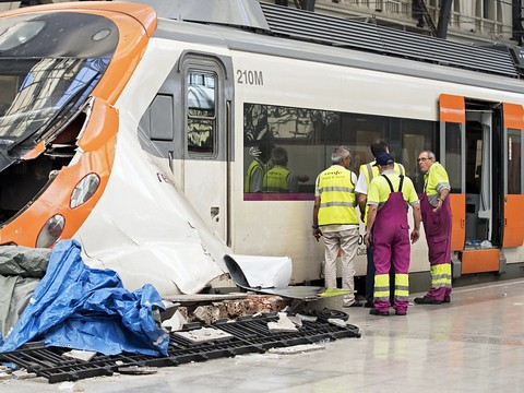 Accident de train à Barcelone: 56 blessés dont trois grave
