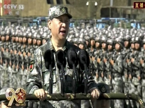 Démonstration de force de l'armée chinoise autour de Xi Jinping