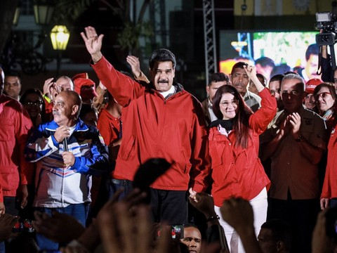 Nicolas Maduro se moque des sanctions de Washington