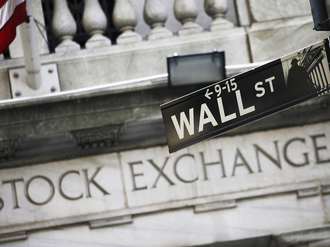 Le Dow Jones clôture au-dessus de 22'000 points